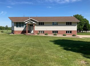 1493 Gage Dr, Lester, IA 51242