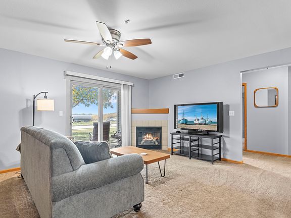 4th image of 1010 W 240th St NE #4