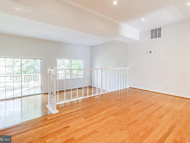 6332 Teakwood Ct — Photo 8