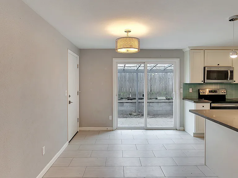 9005 N Peninsular Ave — Photo 10
