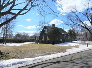 98 Bungalow Ave, Greenfield, MA 01301