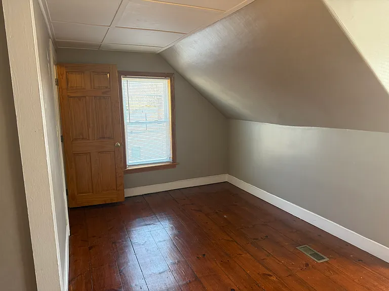 406 Court St #406 — Photo 24