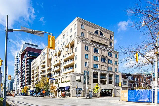 550 Front St W #427