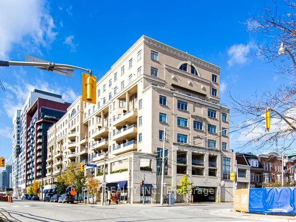 550 Front St W, Toronto, ON