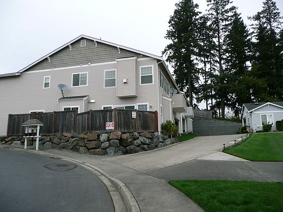 2nd image of 5311 57th Avenue Ct W