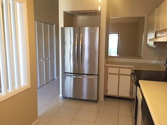 3rd image of 102 Lagoon Ct
