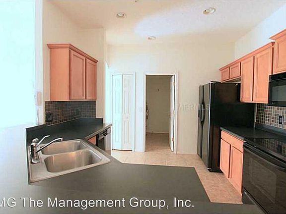 2nd image of 10039 Autumn Creek Ln