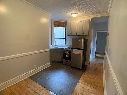 Rented by J PRESTON AND ASSOCIATES INC | media 18