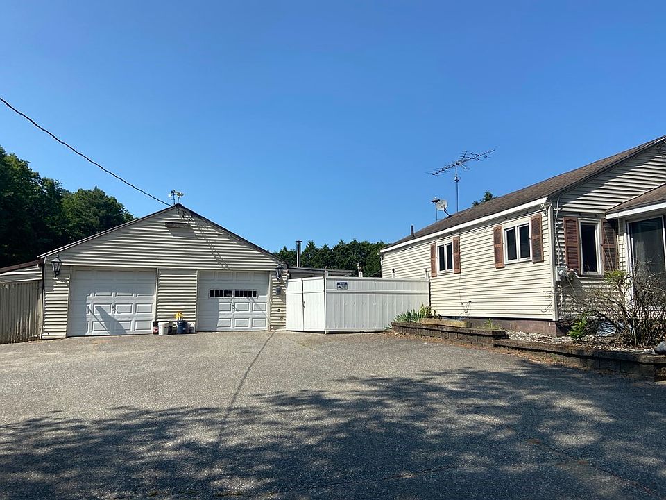 285 Southampton Rd, Holyoke, MA 01040 Zillow