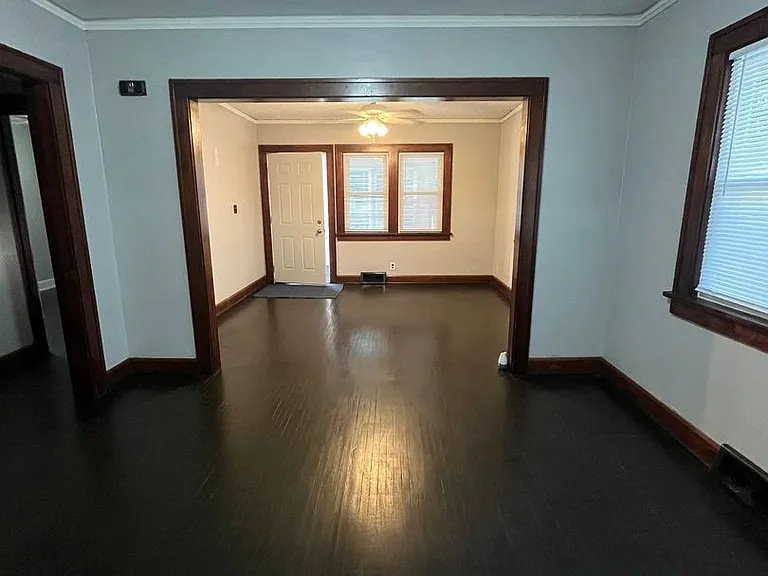 409 Barnum Rd — Photo 3