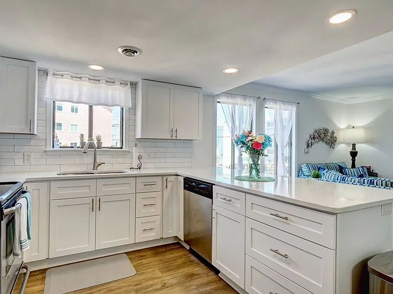 1609 Carolina Beach Ave N #2G — Photo 15