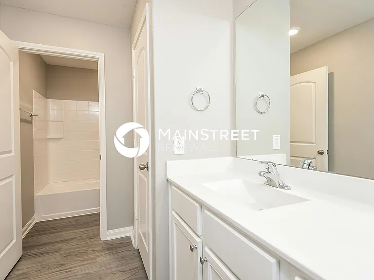 Main Bathroom