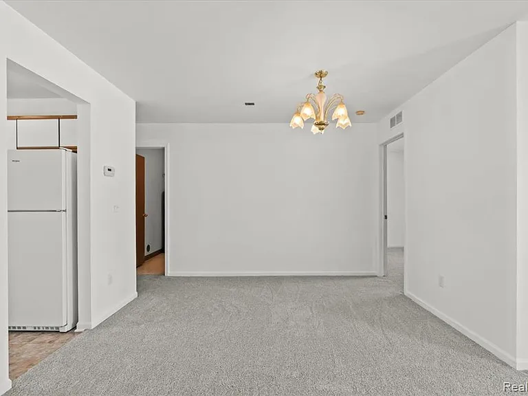 42713 Lilley Pointe Dr #213 — Photo 12