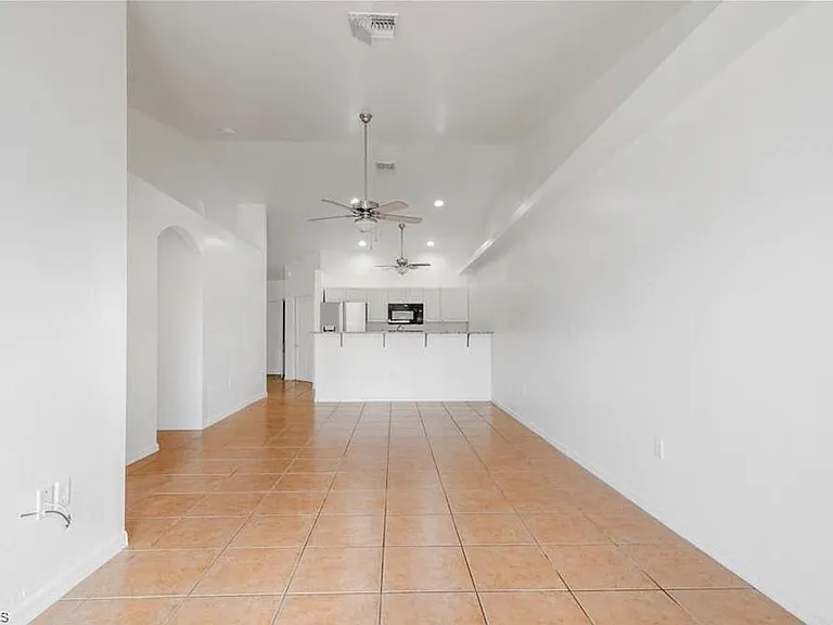 4932-4934 Viceroy Ct #4932 — Photo 13
