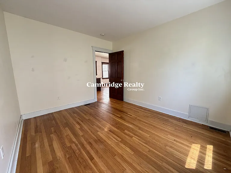 38 Chipman St — Photo 14