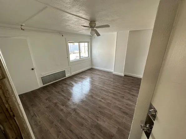 9632 Aurora Ave N, Seattle, WA