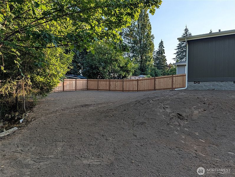 2nd image of 503 NW Fir