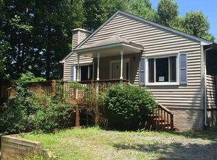 128 W Daffodil Rd, Ruckersville, VA 22968