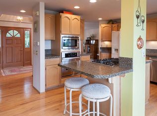 1616 Orca View Ln, Everett, WA 98203