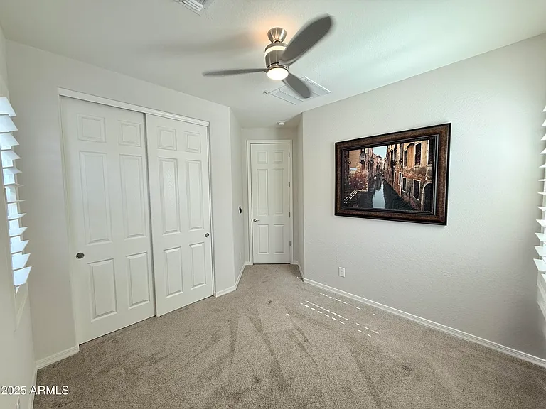 2366 W Gloria Ln — Photo 45