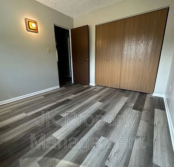 401 50th St S #3 — Photo 22