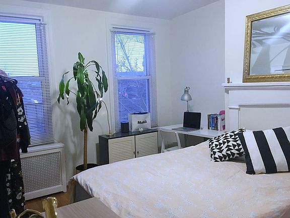 4th image of 575 Meeker Ave #1