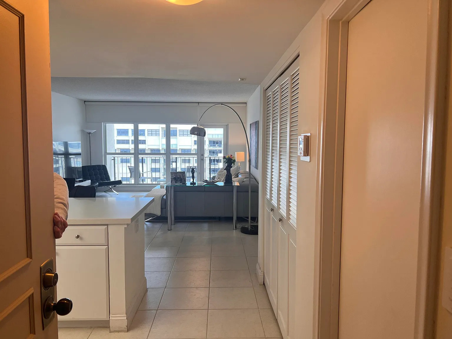 1 bed, 1.5 bath, 1080 sqft, $5,000 — Photo 1
