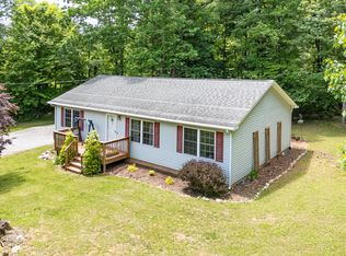 222 Greenwood Ln SE, Copper Hill, VA 24079