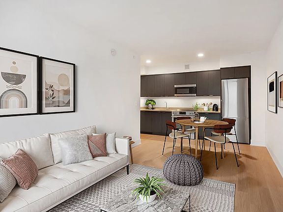 3rd image of 662 Pacific St #15Q