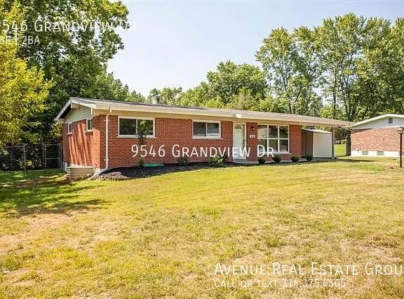 2nd image of 9546 Grandview Dr