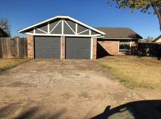 1809 SE 9th St, Moore, OK 73160