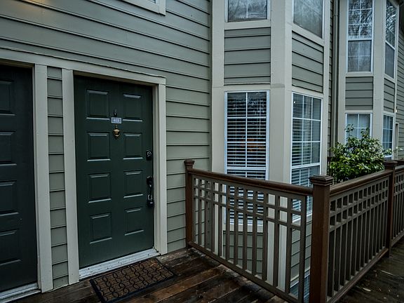 2nd image of 2901 Lenox Way NE Unit 603