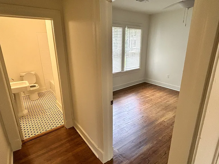 900 Pinehurst Pl — Photo 9