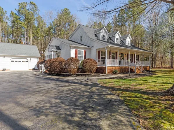 16528 Cox Rd, Church Road, VA 23833