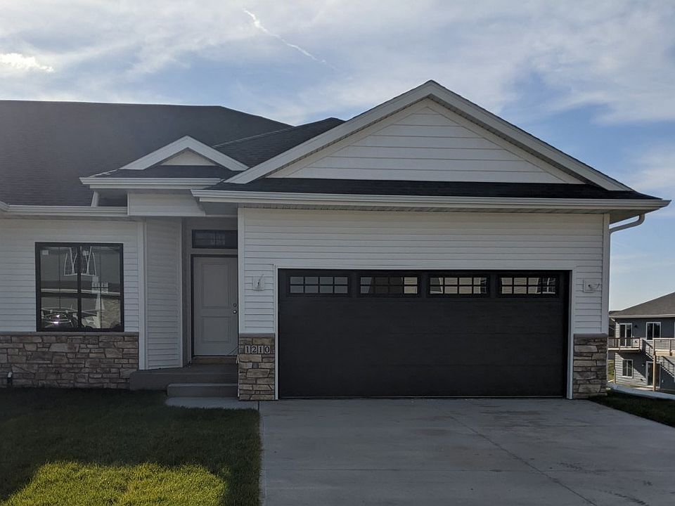 1st image of 1210 Leann Cir