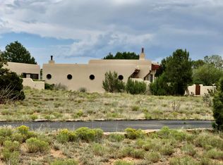 33 Herrada Rd, Santa Fe, NM 87508