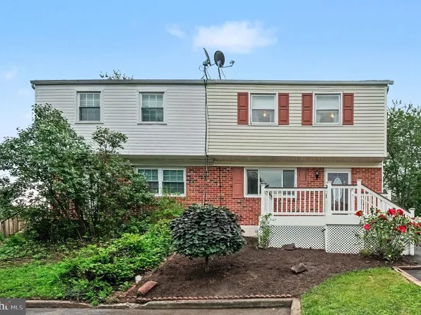 729 Holly Dr, Pottstown, PA 19464