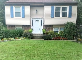 1609 Pershing Ave, Lyndon, KY 40242