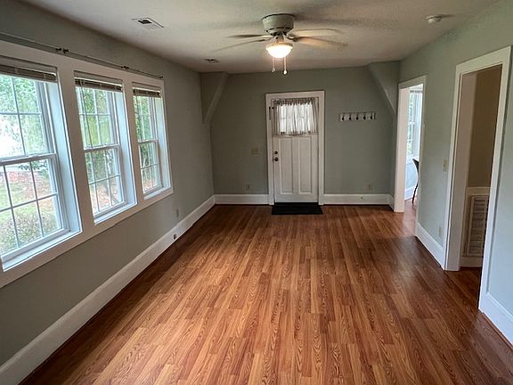 4th image of 527 W Home Ave
