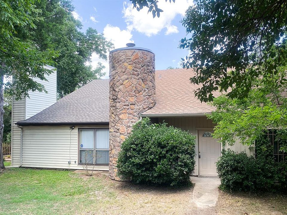 1st image of 9214 Sweetwater Dr
