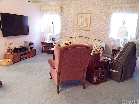 4th image of 40803 Caballero Dr