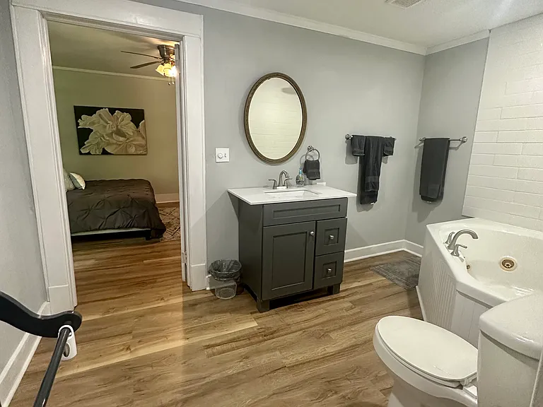 505 W Hayne St — Photo 22