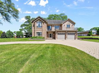 8179 Wolf Rd, La Grange, IL 60525