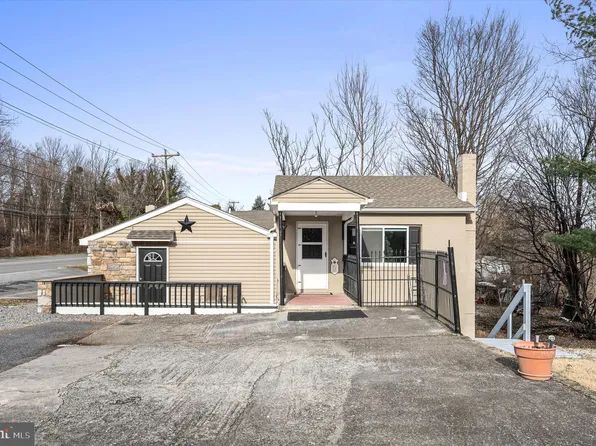 916 N Frederick Pike, Winchester, VA 22603