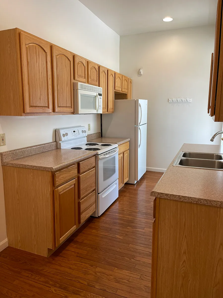 Building Photo - 5602 Ellsworth Ave #1