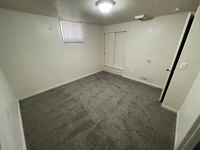 3148 Jefferson Ave — Photo 3