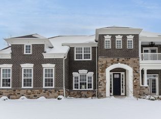 1040 Walburg Ave, Villa Hills, KY 41017