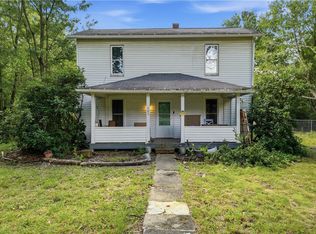 185 N Hassel Rd, Sharpsville, PA 16150