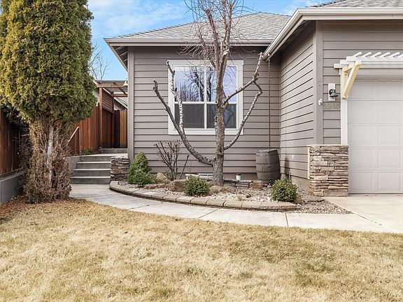 2nd image of 1245 SW Tanner Ct