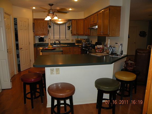 3rd image of 1043 Allo Ave